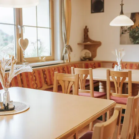 Familien & Wander-pension Purkhardt 3*
