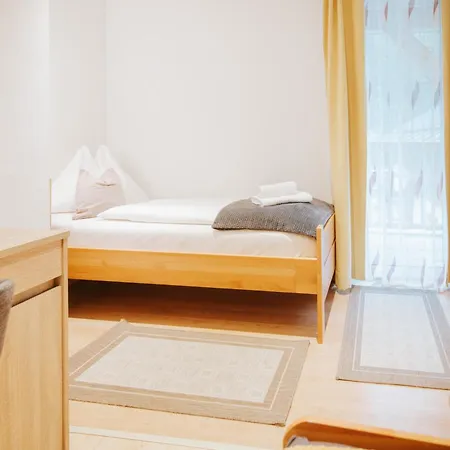 Familien & Wander-pension Purkhardt 3*