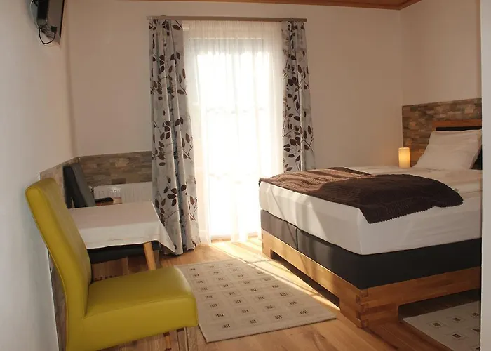 Familien & Wander-pension Purkhardt Hotel 3*